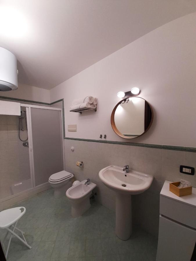 I Vicini Del Re Holiday Home ปาแลร์โม ภายนอก รูปภาพ